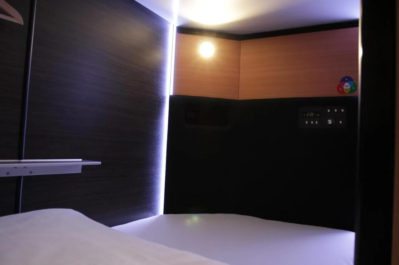 ** Capsule hotel The Lodge Moiwa 834 Niseko Japan