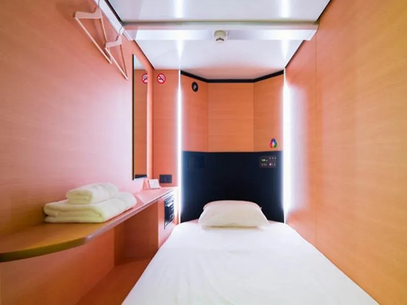 Capsule hotel The Lodge Moiwa 834 Niseko
