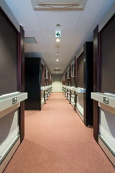 The Lodge Moiwa 834 Niseko Capsule hotel